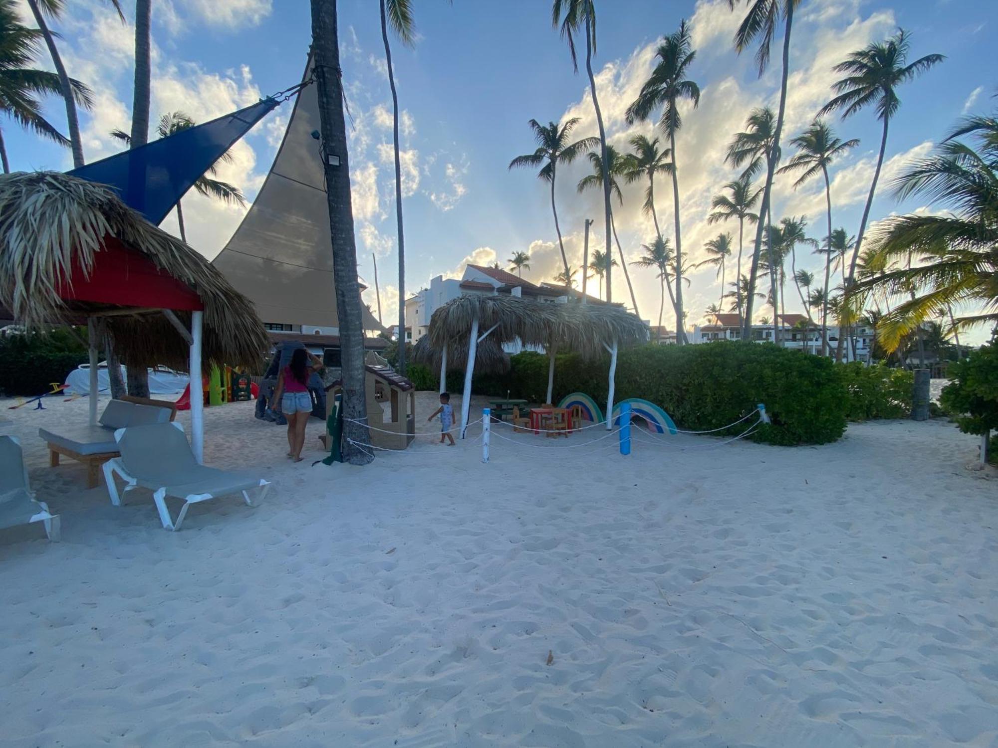 Punta Beach Bavaro Hotel Apartamentos ปุนตากานา ภายนอก รูปภาพ